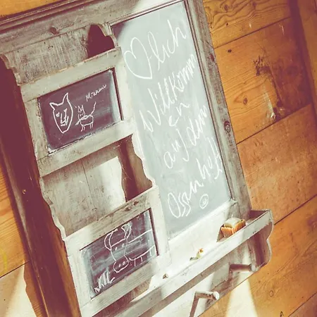 Haubarg Ossenhoff Haubarg Ossenhoff Gesindestuv